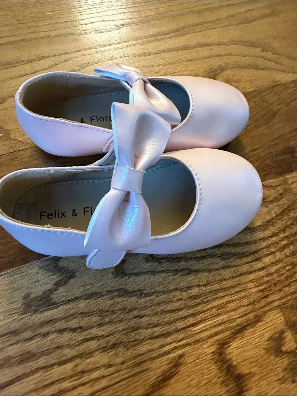 Felix & Flora Little Girls Pale Pink Bow Mary Jane Dress Shoes